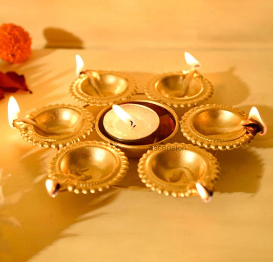 Pack of 7 Diya Shape Flower Decorative Urli Bowl - Handcrafted Gold-Plated Bowl for Flowers, Candles (6 Inches) Pooja Diwali Christmas Wedding Bulk Corporate Gifts Housewarming Return Gifts Favors